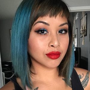 Meet your Posher, Zia